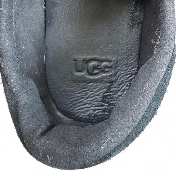 UGG Black Slip-On Shoes - Picture 5 of 6